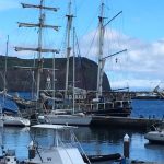 Barche a vela in rada a Marina di Horta, Faial